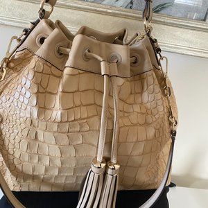 MADISON CROC EMBOSSED PINNACLE LARGE DRAWSTRING